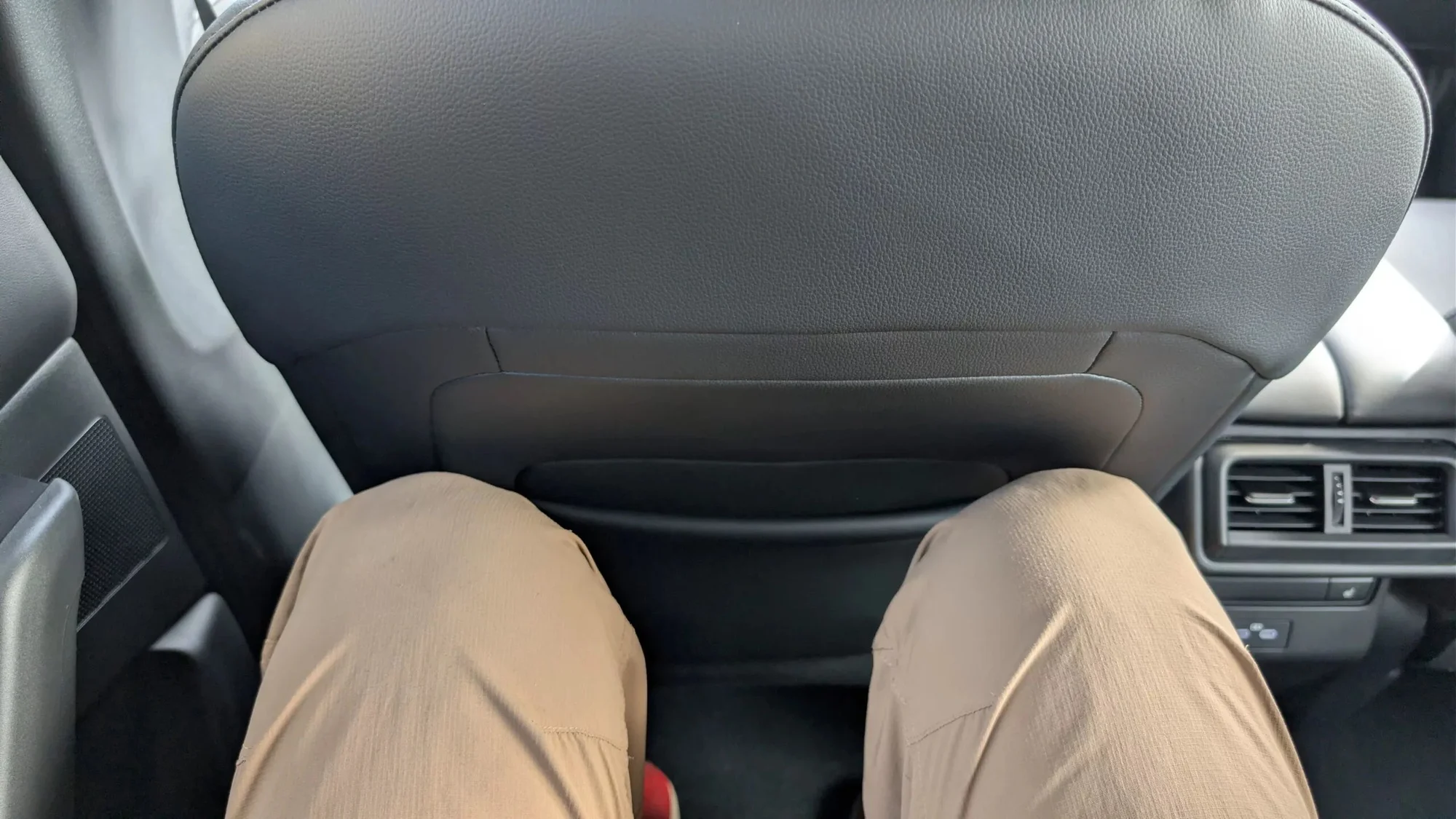 Mazda CX-5 2026, Mazda CX-5 review, 2026 crossover SUV, Mazda CX-5 vs Honda CR-V, Mazda CX-5 interior, Mazda CX-5 performance, Mazda CX-5 specs 10