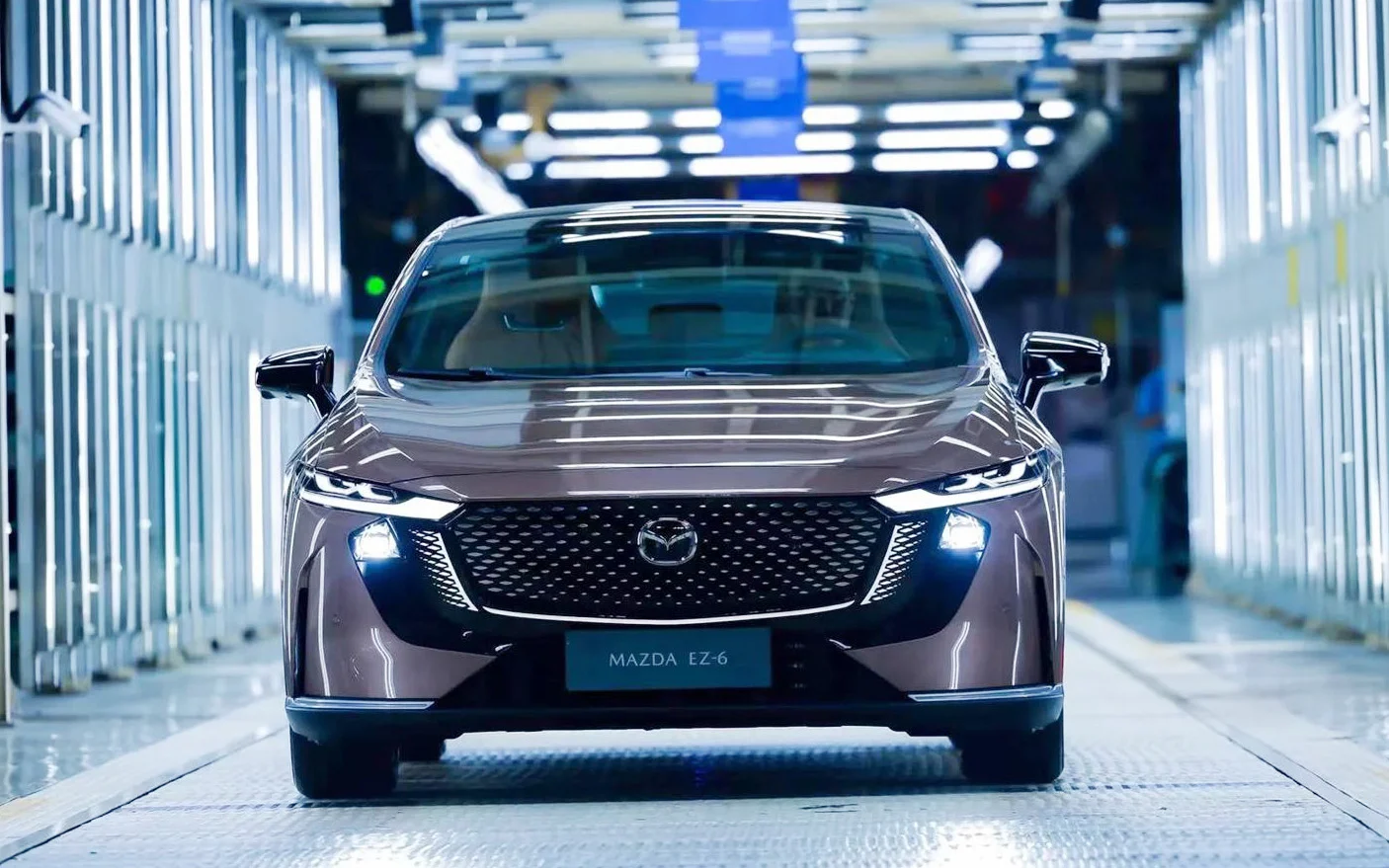 solid-state battery, electric vehicle range, AI battery technology, Changan EV, high energy density battery, 1500 km range, battery safety, EV charging 6