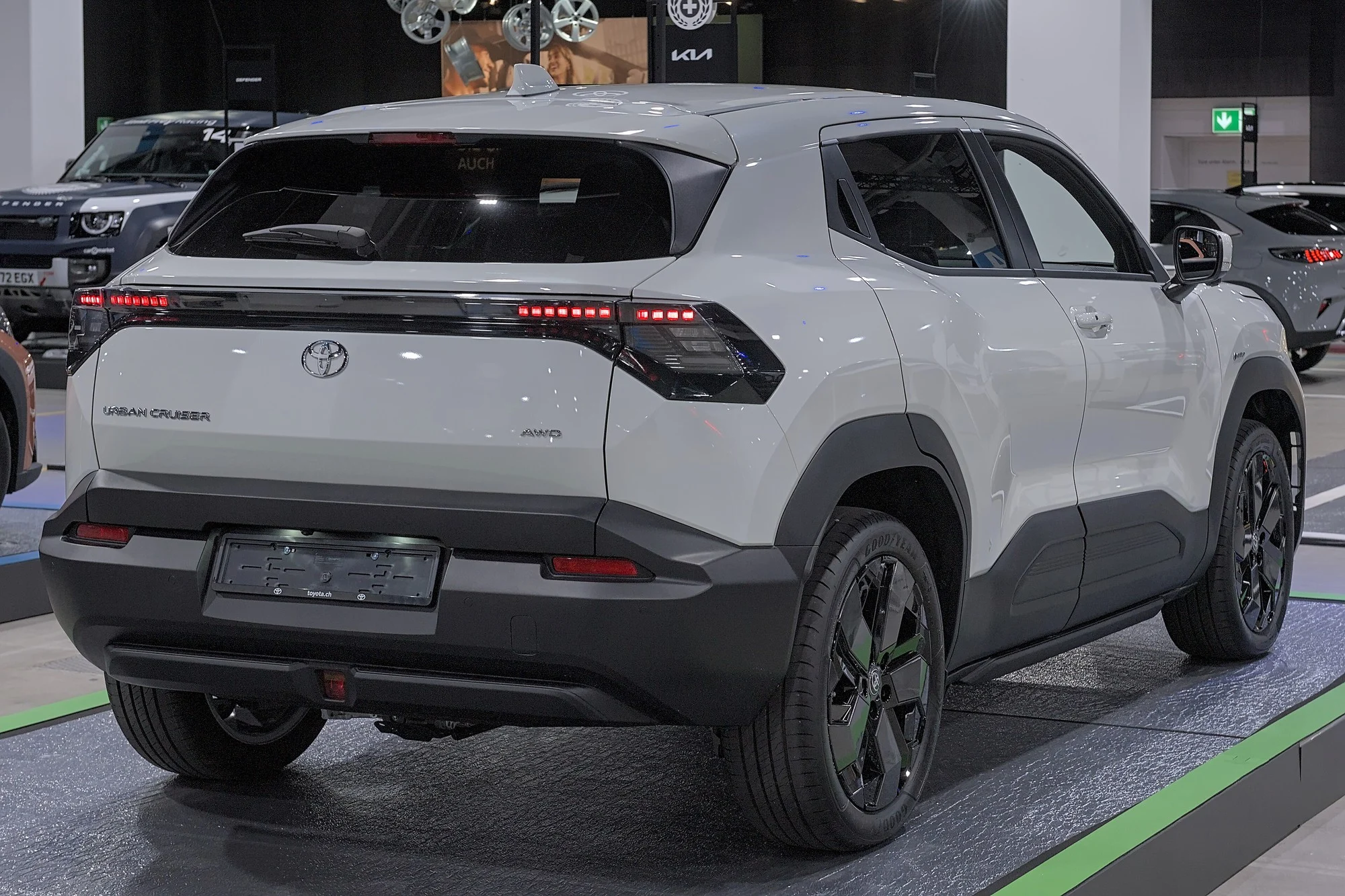 Toyota Urban Cruiser, electric crossover, EV Philippines, 2026 car launch, Toyota electric SUV, 61 kWh battery, 500 km range 3