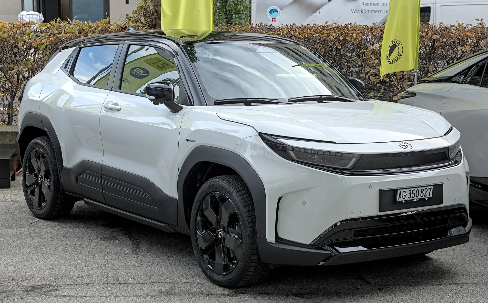 Toyota Urban Cruiser, electric crossover, EV Philippines, 2026 car launch, Toyota electric SUV, 61 kWh battery, 500 km range 2