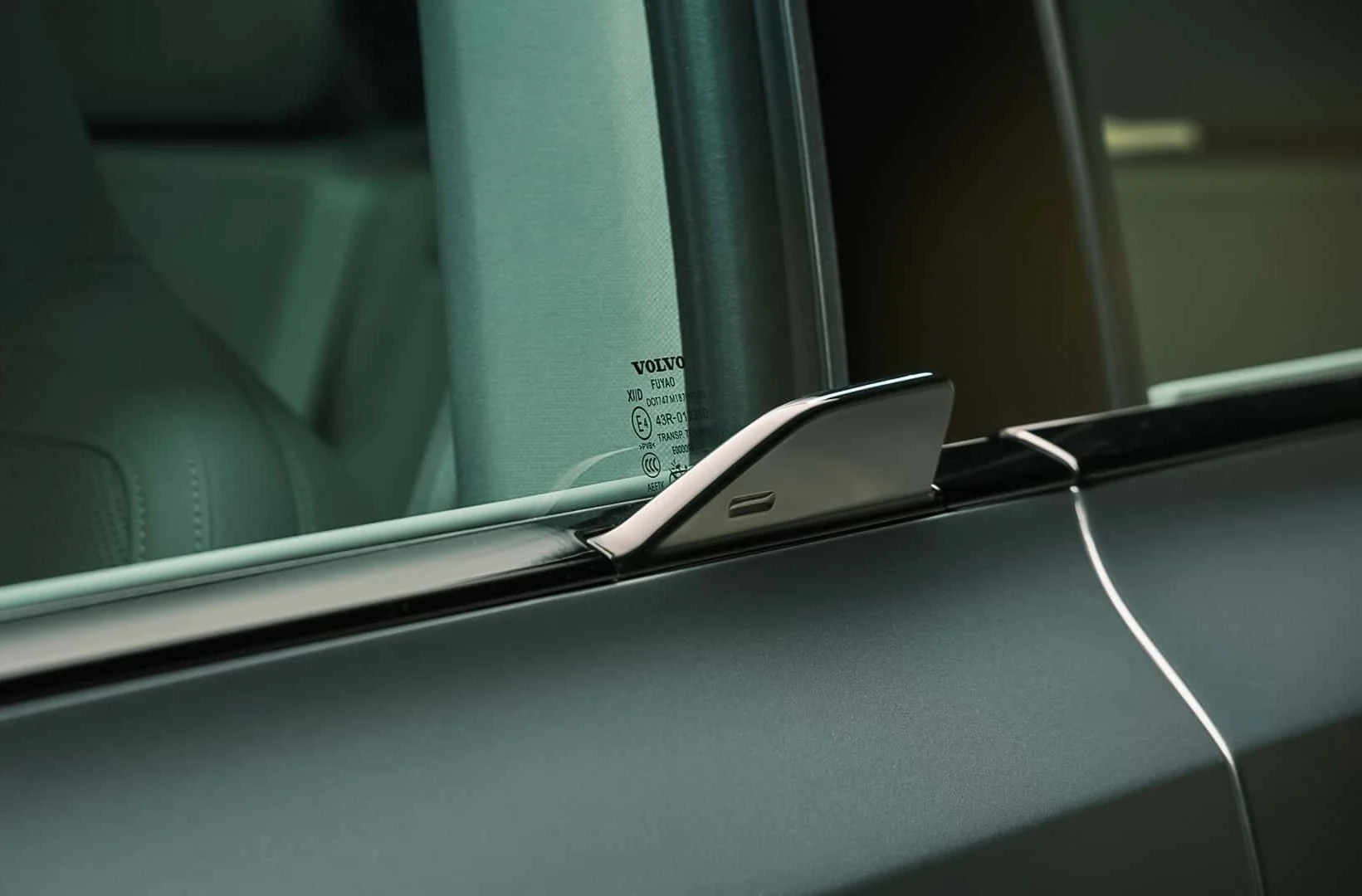 hidden door handles, electric car safety, EV design, China car regulations, automotive safety standards, Tesla hidden handles, EV door handle ban, rescue accessibility 5