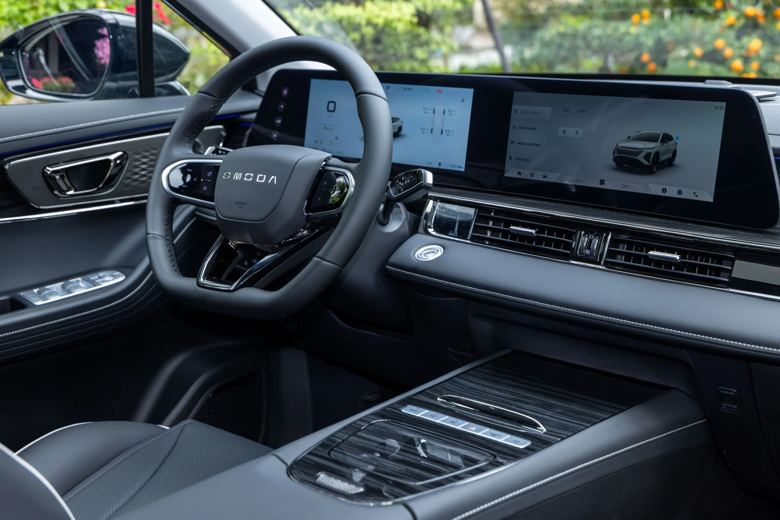 Omoda C5 hybrid, Omoda C5 SUV, hybrid SUV Vietnam, 1.5L turbo hybrid, Japanese SUV competitor, Omoda launch Vietnam, B‑segment hybrid SUV 2