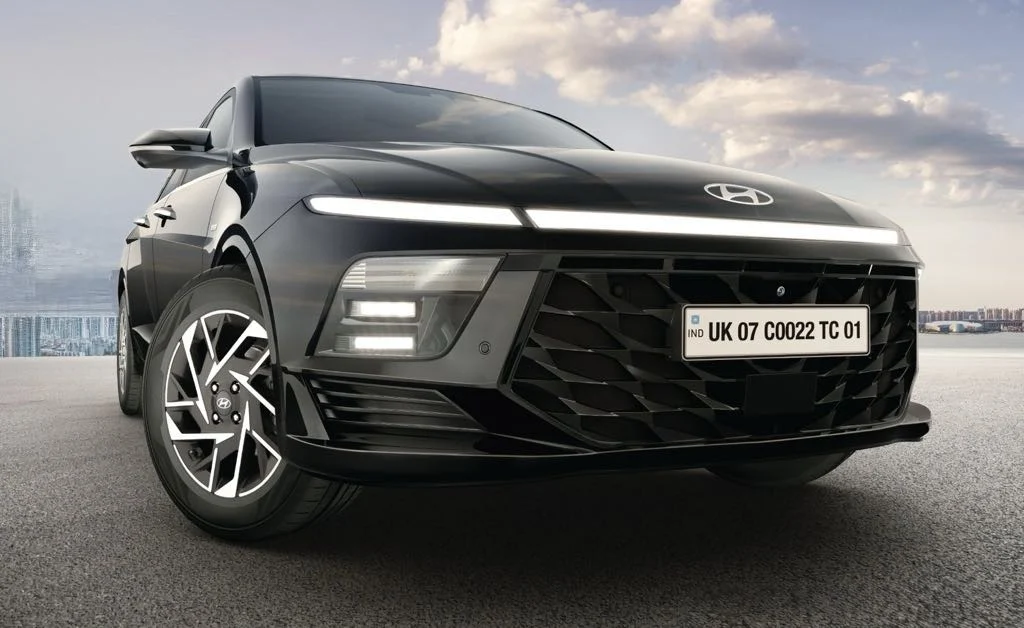 Hyundai Accent 2026, Hyundai Verna facelift, 20.5 inch display, LED ambient lighting, Indian sedan market, 1.5L turbo engine, safety features, Bose sound system 3