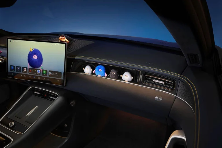 SAIC Z7, electric sedan, Porsche Taycan lookalike, Huawei EV, affordable electric car, Chinese EV market, shooting brake 10