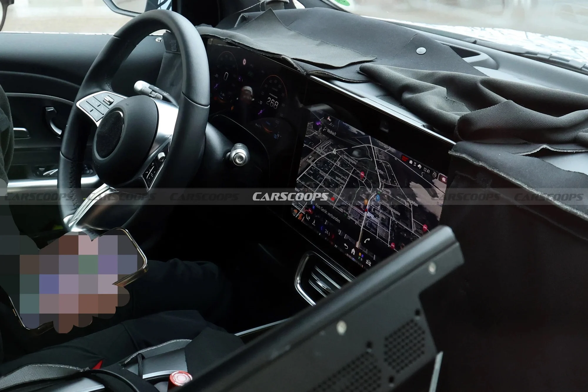 Mercedes GLA, Superscreen, electric SUV, hybrid SUV, MBUX, Mercedes-Benz EV, 2024 Mercedes GLA, luxury crossover 5