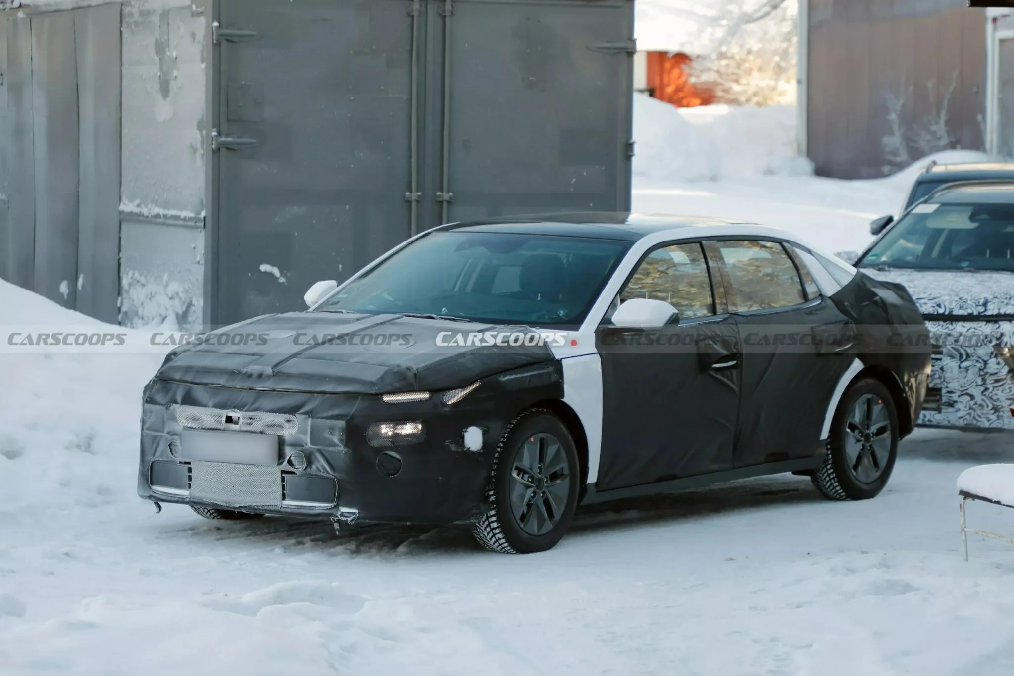 Hyundai Elantra 2024, new Hyundai Elantra, Elantra specifications, Elantra design, Hyundai sedan, hybrid sedan, Elantra engine options, automotive news 3