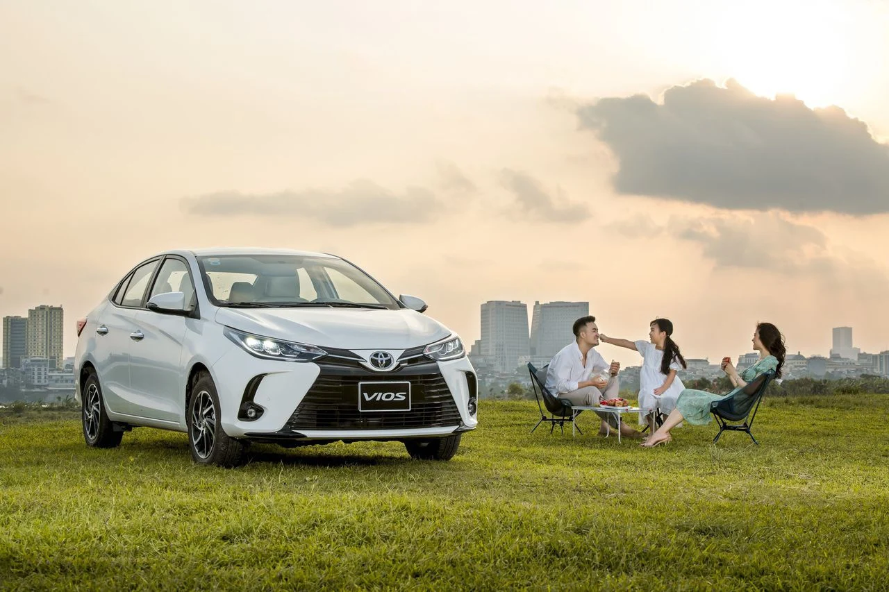 Toyota Vios, affordable sedan Vietnam, fuel efficient car, reliable family car, Toyota Vios price, Vios review, Vietnam car market 8