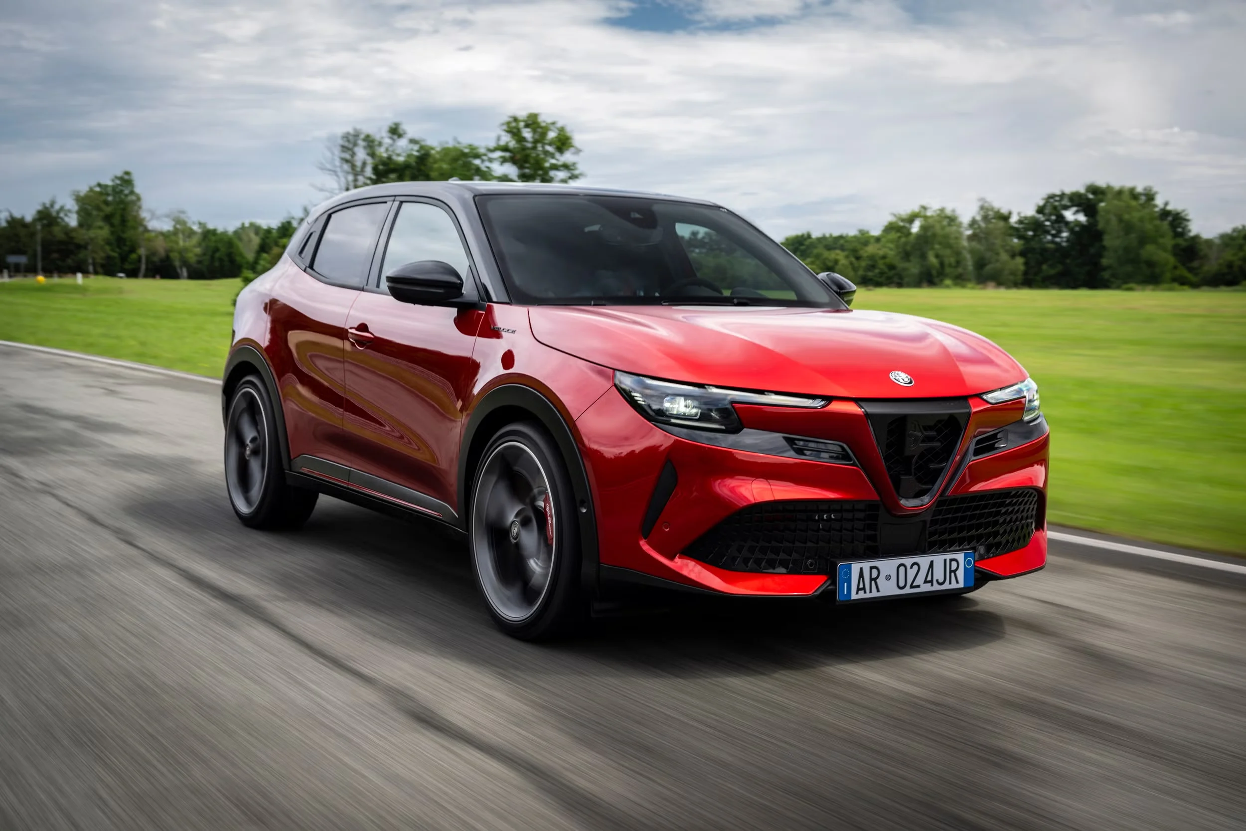 Ferrari Luce, Ferrari electric car, Mazda trademark, EV name dispute, automotive branding, trademark clash, luxury car naming 6