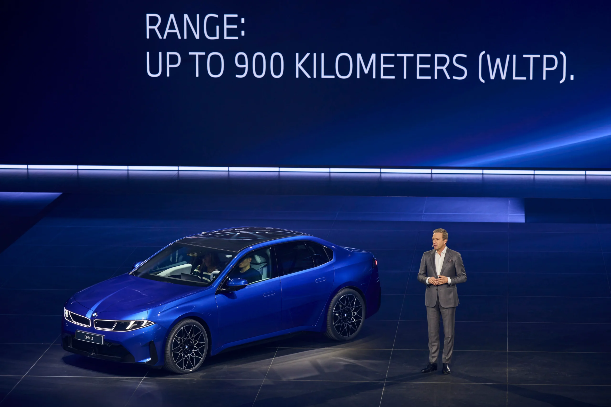 BMW China, Neue Klasse platform, BMW i3, BMW iX3, electric vehicles China, EV market China, BMW sales growth 2