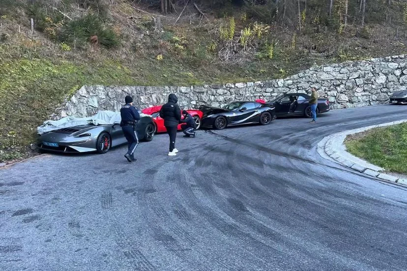 McLaren Elva, supercar crash, luxury hypercar auction, Austin Russell, limited edition supercar, McLaren Elva specs 17