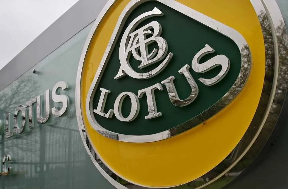 Lotus EV Canada, Chinese electric cars, Canada tax incentive, Eletre SUV, Lotus hybrid supercar, electric vehicle market, auto import Canada 2