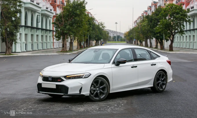 Honda fuel efficiency, EPA fuel consumption report, most fuel‑efficient car brands, Hyundai fuel economy, Kia fuel consumption, eco‑friendly vehicles, low emission cars 2