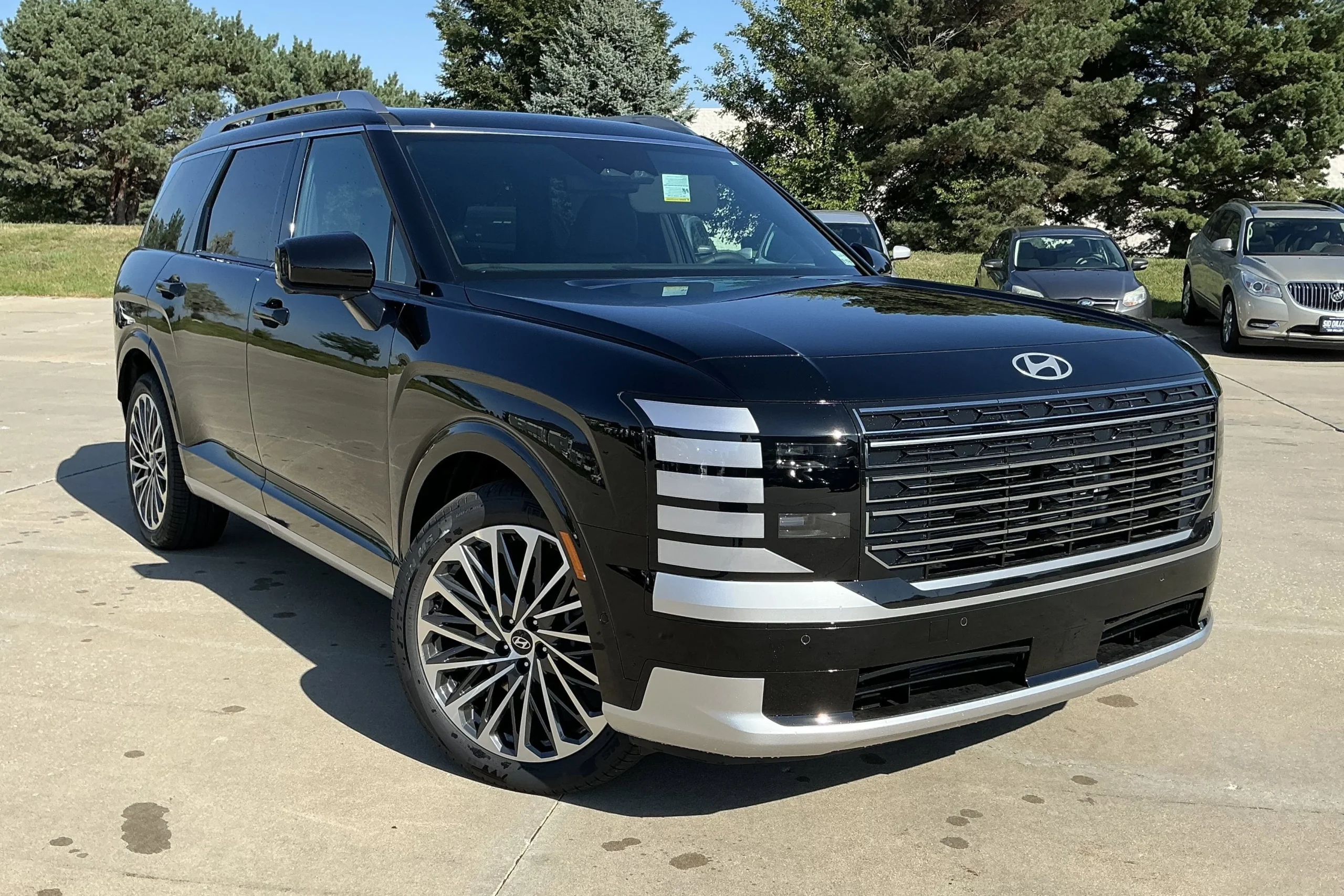 Hyundai Palisade recall, 2026 Palisade, Ohio fatal accident, electric seat safety, vehicle recall US, Hyundai Limited Calligraphy, automotive safety issue 2