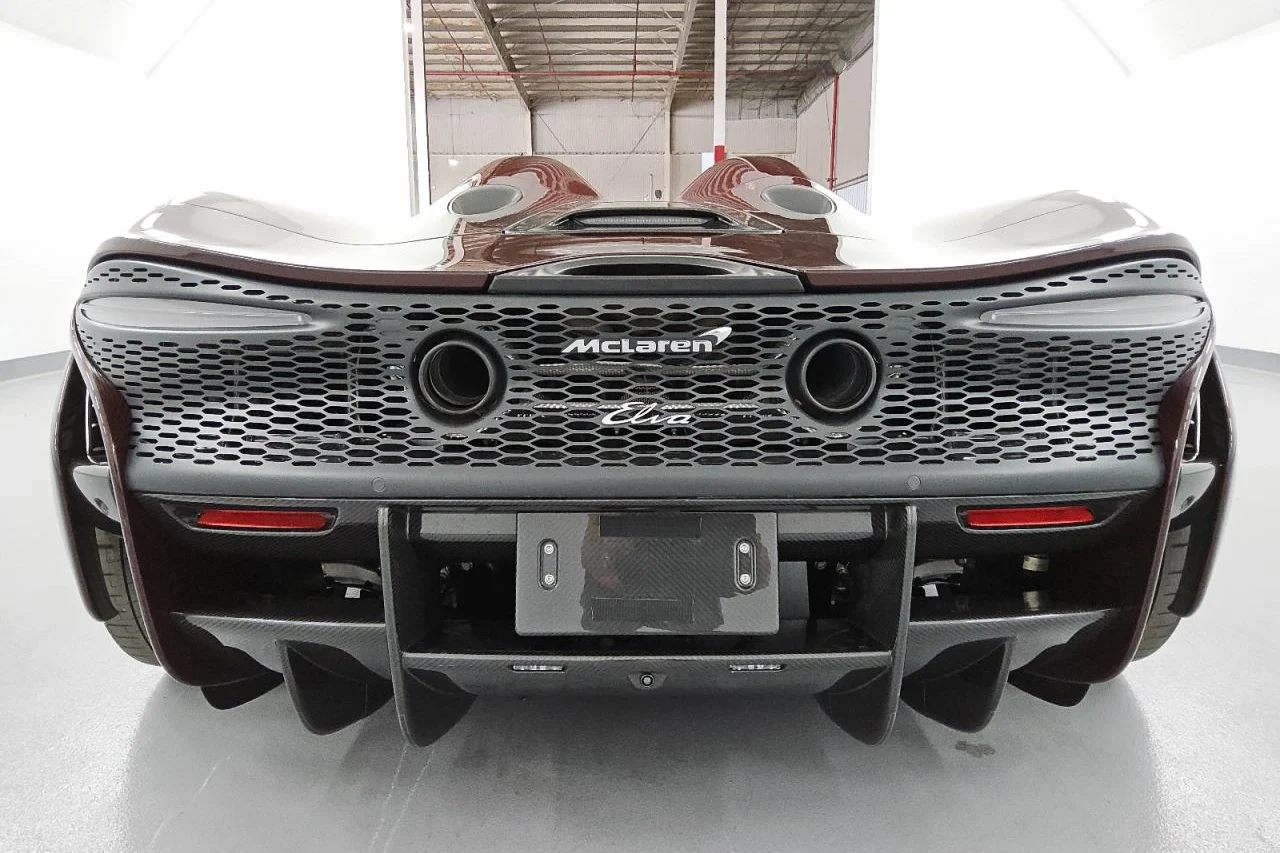 McLaren Elva, supercar crash, luxury hypercar auction, Austin Russell, limited edition supercar, McLaren Elva specs 8