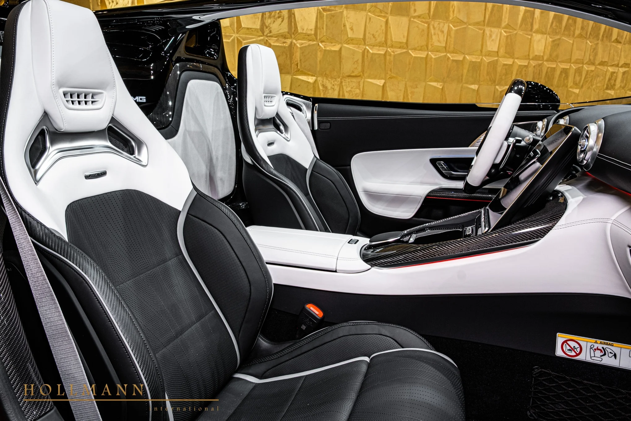 Mercedes-AMG PureSpeed, PureSpeed supercar, luxury speedster, limited edition Mercedes, €999,000 supercar, 2024 Mercedes AMG, high performance V8, automotive news 10