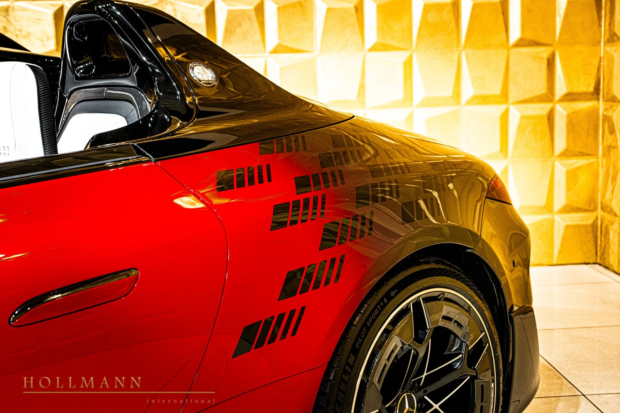 Mercedes-AMG PureSpeed, PureSpeed supercar, luxury speedster, limited edition Mercedes, €999,000 supercar, 2024 Mercedes AMG, high performance V8, automotive news 5