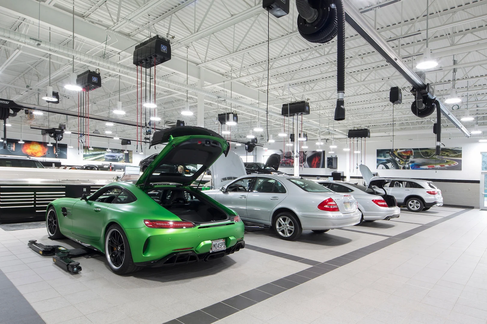 US auto market, car sales USA, high income car buyers, vehicle financing, auto loan payments, car prices, automotive industry trends 7