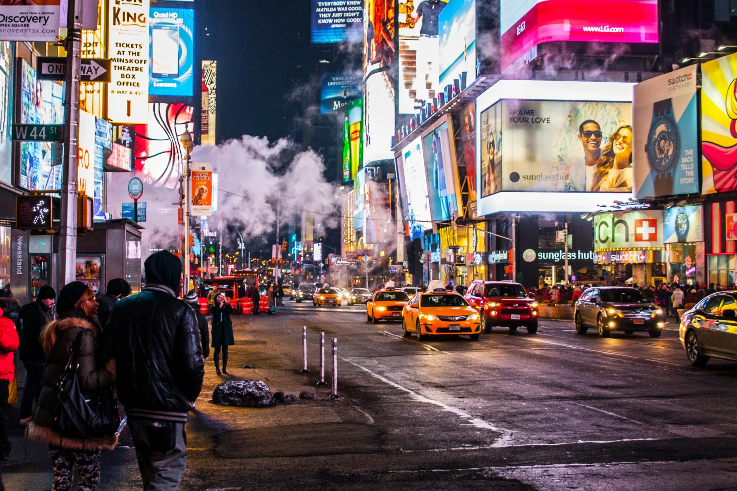 US auto market, car sales USA, high income car buyers, vehicle financing, auto loan payments, car prices, automotive industry trends 3