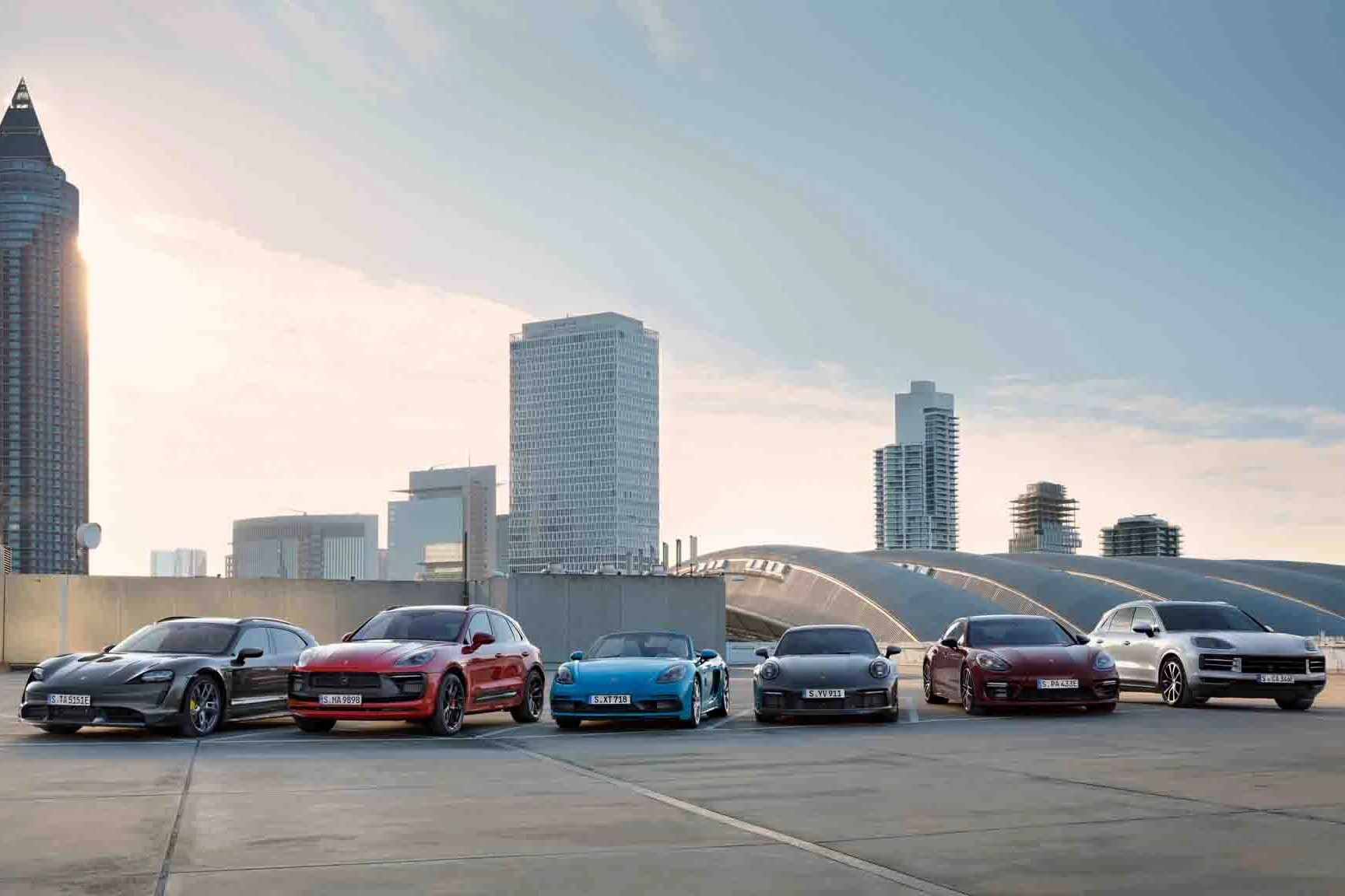 Porsche 911, Porsche sports cars, luxury automotive, profit margin recovery, electric vehicle strategy, Chinese auto market, automotive cost cutting 2