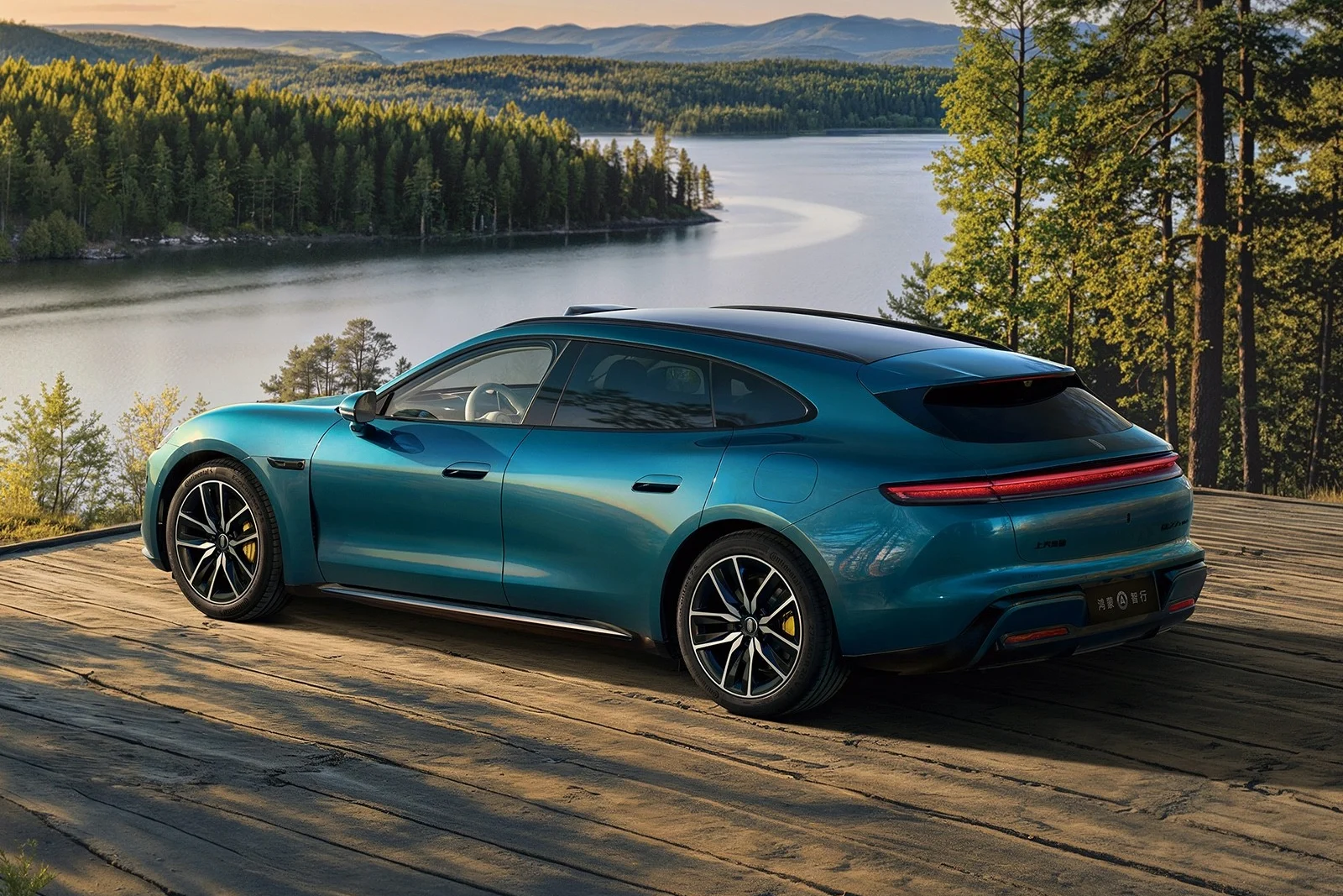 SAIC Z7, Chinese electric car, Porsche-inspired EV, Huawei Tuling platform, electric sedan, electric wagon, SAIC Z7T, 2024 electric vehicle 3