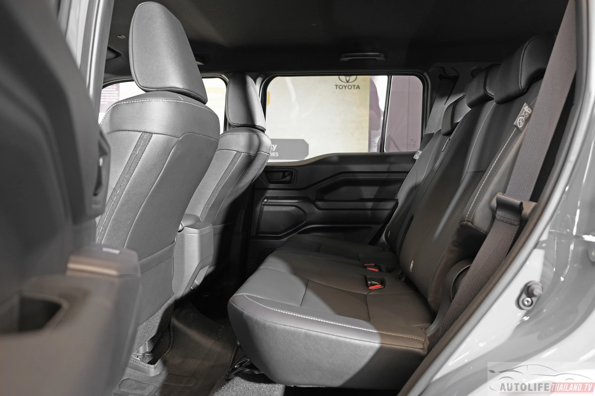 Toyota Land Cruiser FJ, Land Cruiser FJ price, Toyota SUV Thailand, compact off-road SUV, 2026 Bangkok Motor Show, Toyota Land Cruiser FJ specs, Thailand car market 12