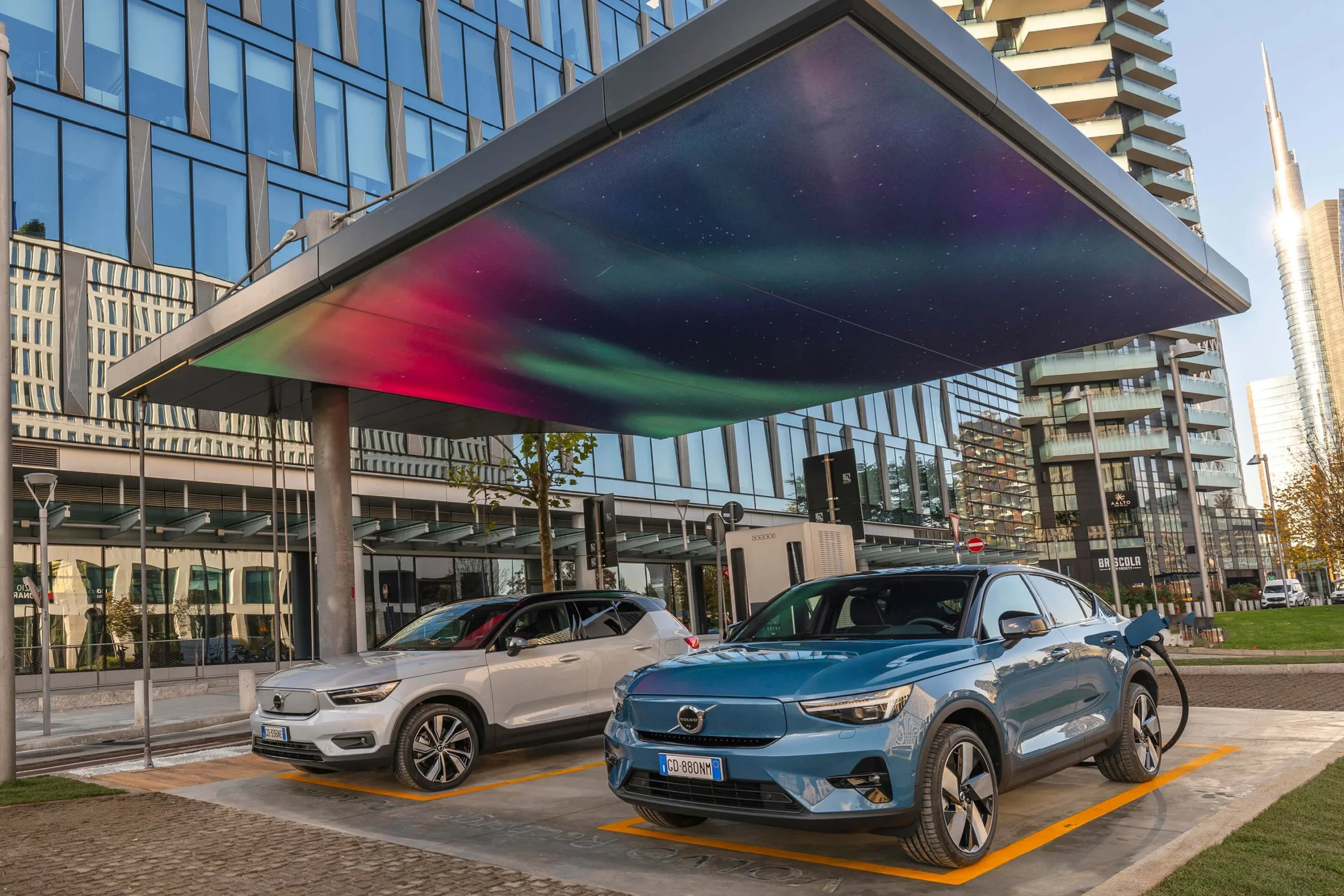 Volvo sales, import tariffs, electric vehicles, Chinese New Year, automotive market, US tariffs, Volvo EV, Geely 3