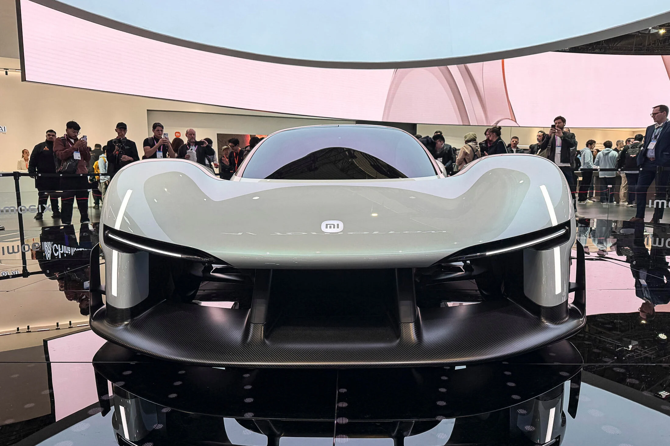Xiaomi Vision Gran Turismo, electric hypercar, 1900 horsepower, MWC Barcelona 2026, Chinese supercar, automotive concept, cutting-edge aerodynamics 12