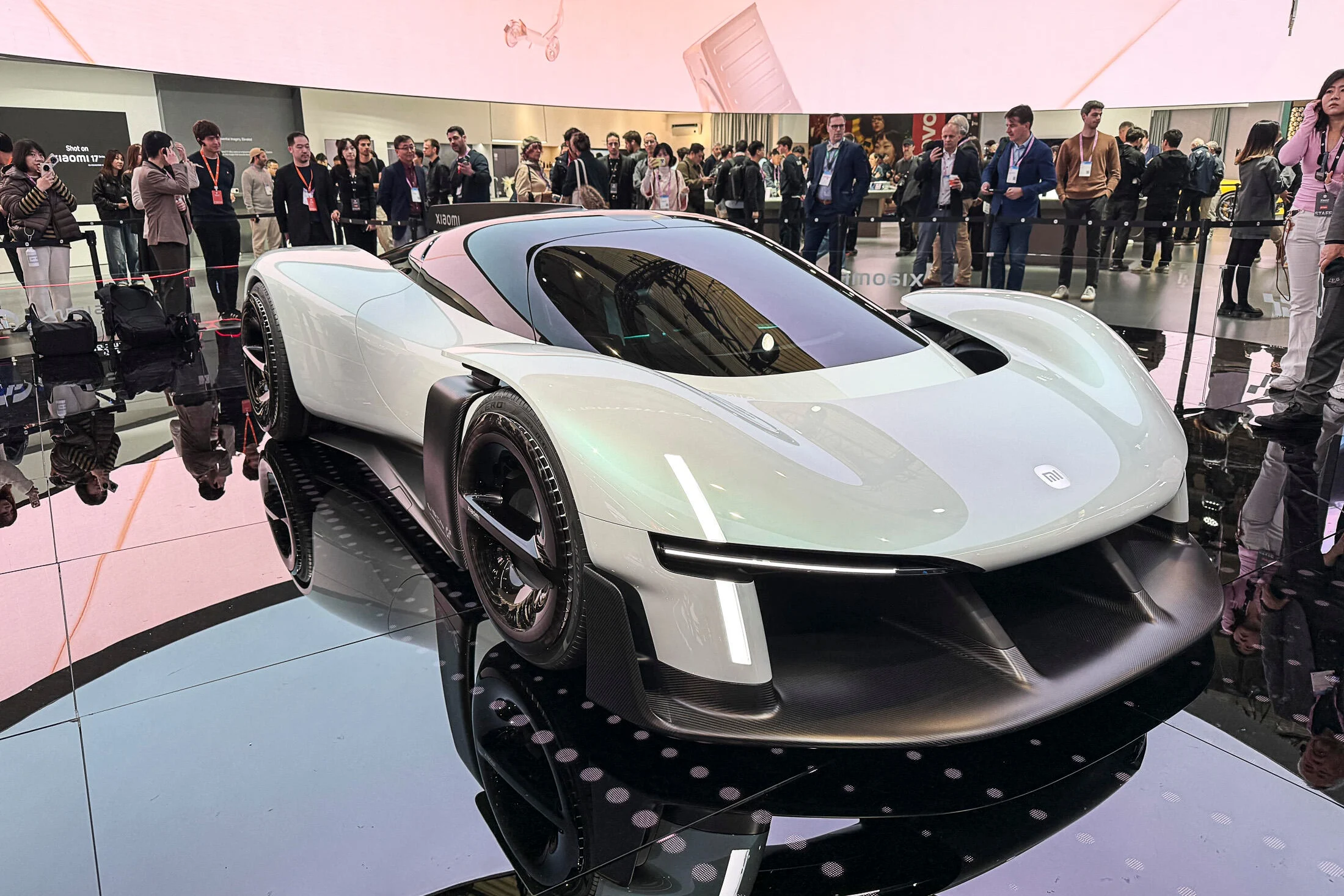Xiaomi Vision Gran Turismo, electric hypercar, 1900 horsepower, MWC Barcelona 2026, Chinese supercar, automotive concept, cutting-edge aerodynamics 3