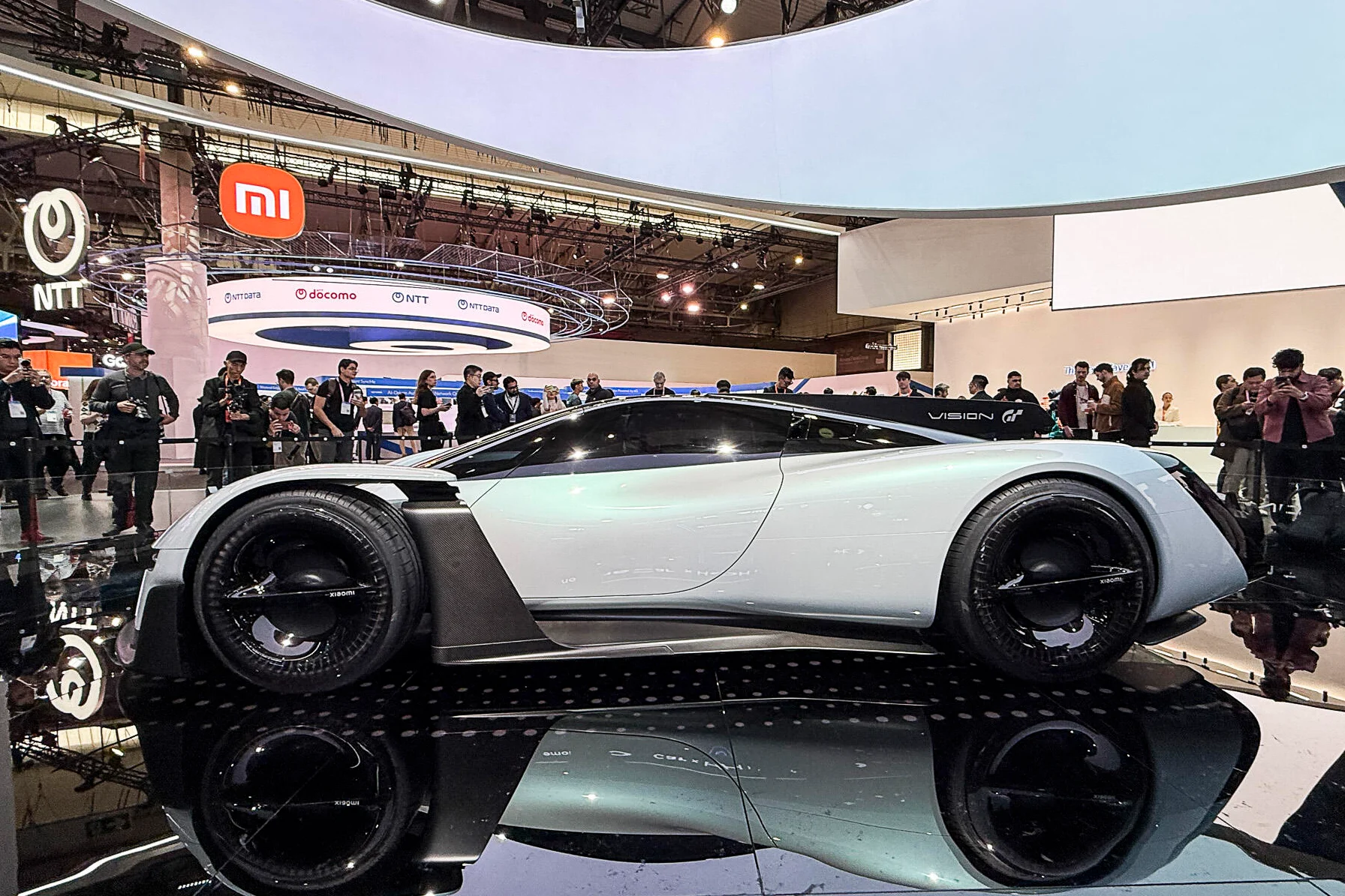 Xiaomi Vision Gran Turismo, electric hypercar, 1900 horsepower, MWC Barcelona 2026, Chinese supercar, automotive concept, cutting-edge aerodynamics 5