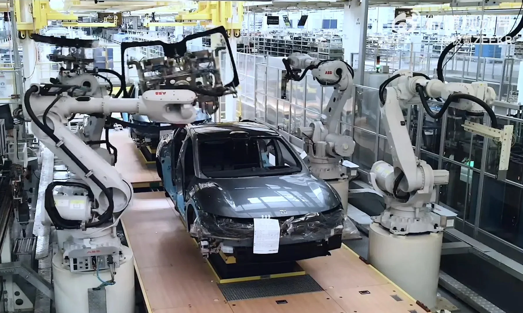 China car industry, Chinese auto sales, car exports China, electric vehicles China, BYD export, Geely overseas, automotive market trends 5