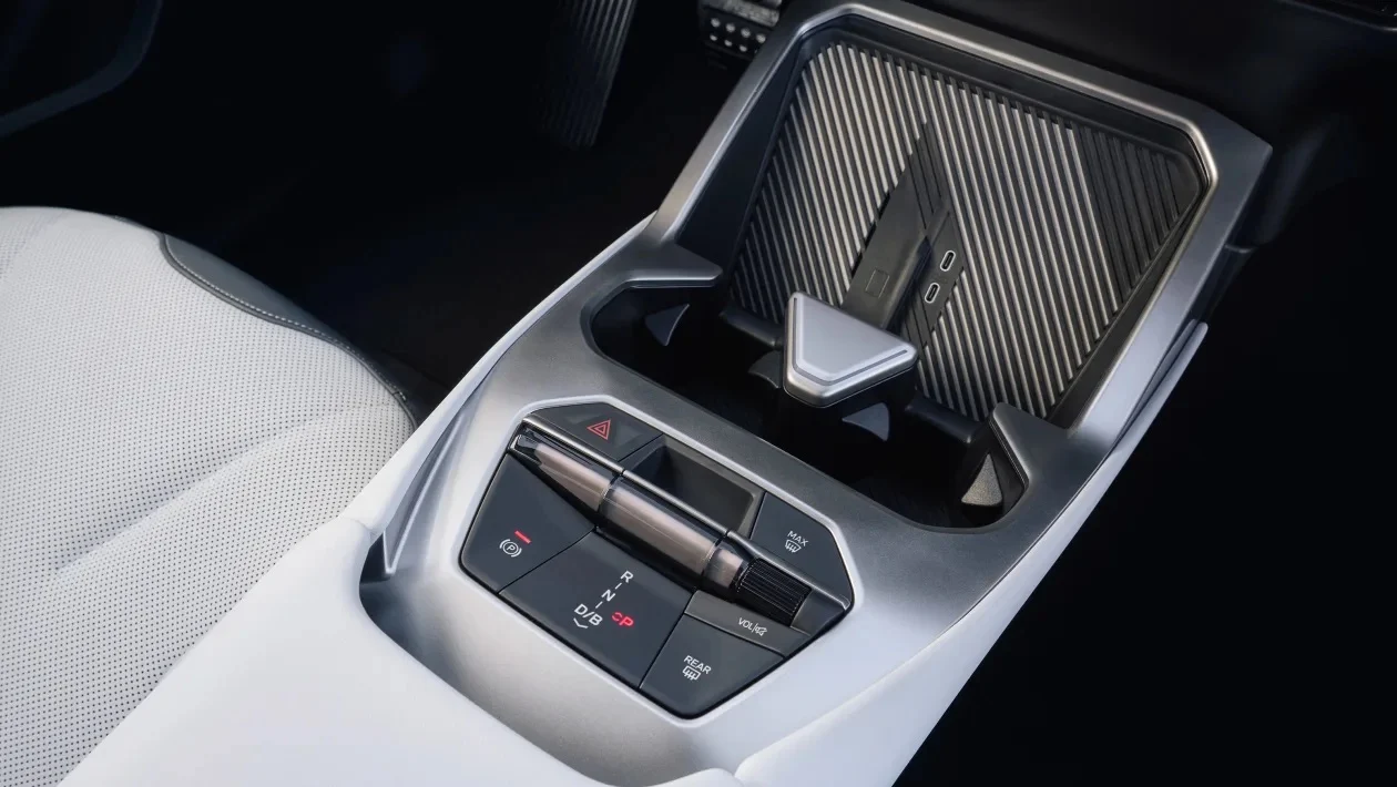 BMW iX3, electric SUV, Neue Klasse, fast charging, Indonesia auto show, Thailand auto show, luxury electric vehicle, Vietnam EV market 12