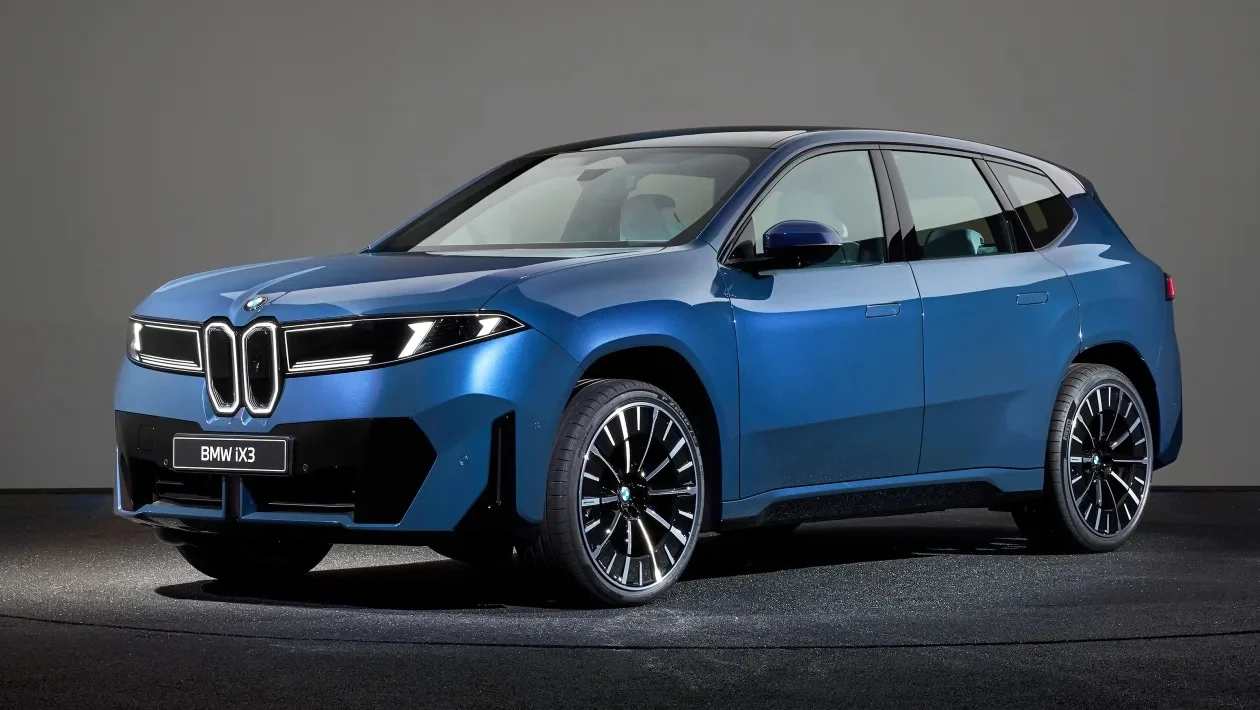 BMW iX3, electric SUV, Neue Klasse, fast charging, Indonesia auto show, Thailand auto show, luxury electric vehicle, Vietnam EV market 4