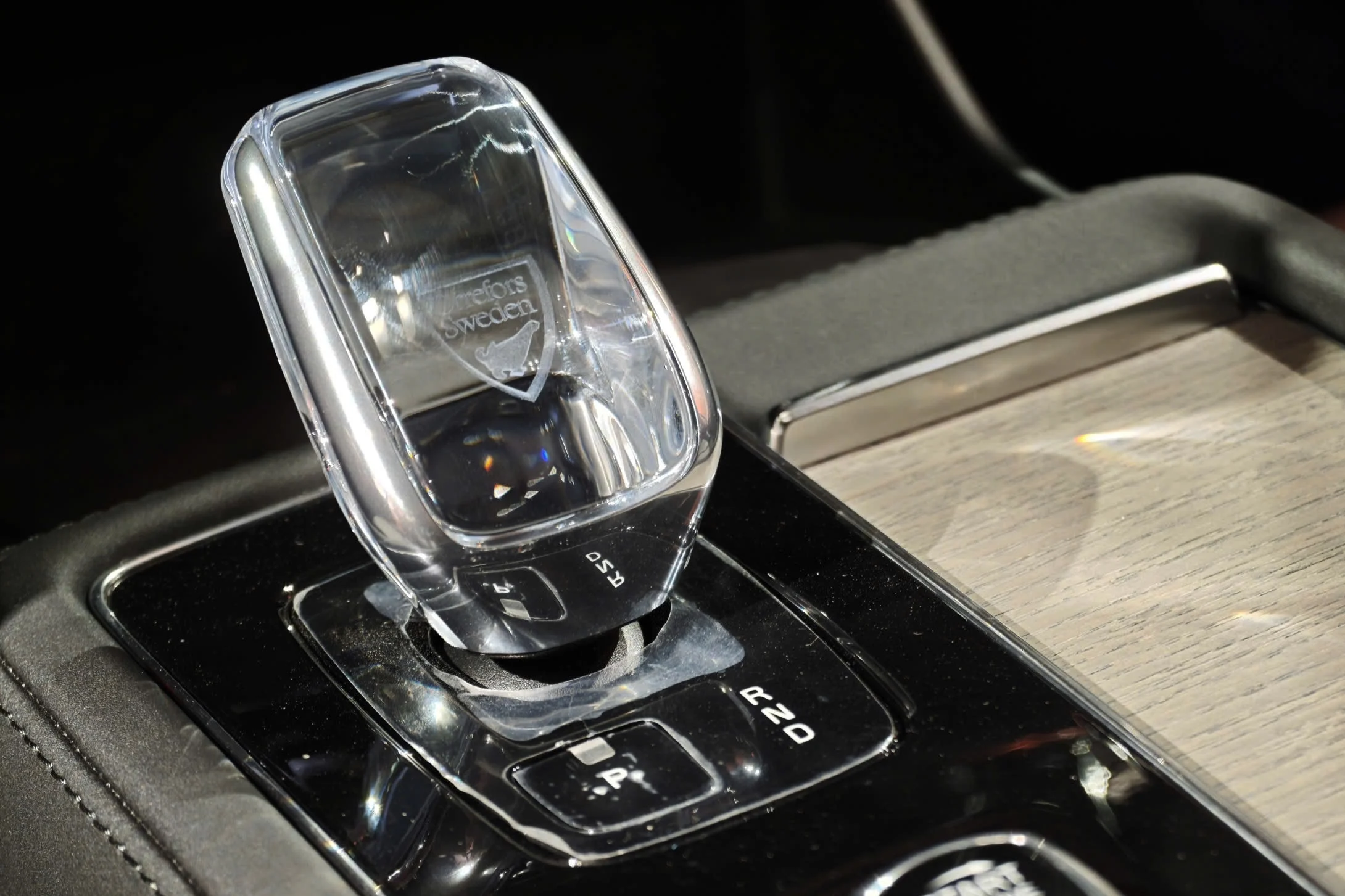 Volvo XC90 2026, Volvo SUV Vietnam, Volvo XC90 price, luxury SUV Vietnam, hybrid SUV, Volvo facelift, Volvo XC90 specs 8