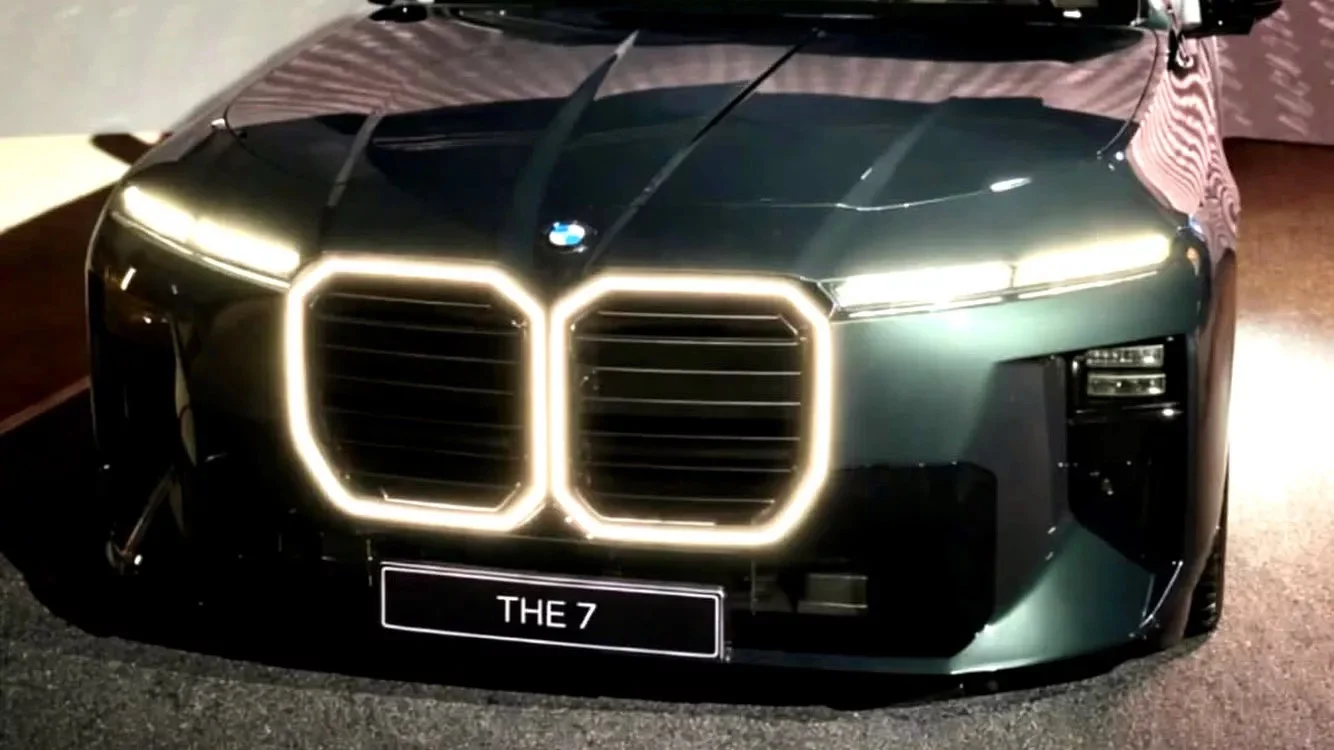 BMW 7 Series redesign, BMW X5 new model, BMW design language, BMW minimalist design, Beijing auto show, luxury car facelift, SUV redesign 2