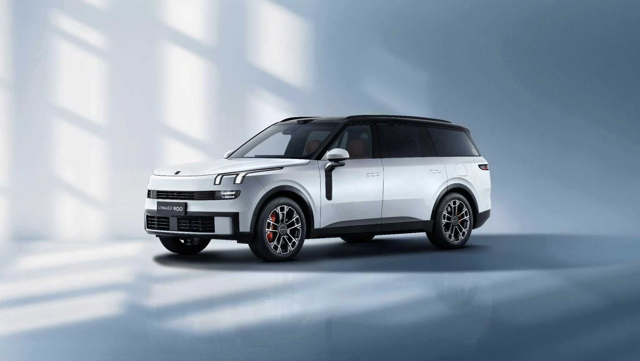 Lynk & Co Vietnam, new car models 2026, electric SUV Vietnam, plug-in hybrid SUV, Lynk Co 900, Lynk Co 02, Lynk Co 03, Vietnamese auto market 2