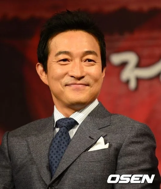 Lee Jae Ryong, DUI hit and run, Korean celebrity scandal, traffic accident Korea, entertainment news Korea, celebrity drunk driving, Lee Jae Ryong arrest 4