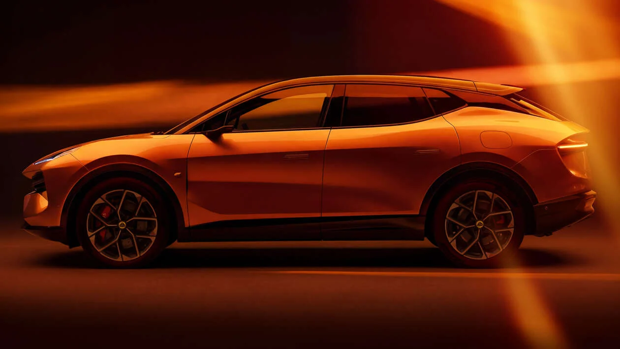 Lotus Eletre X Hybrid, plug-in hybrid SUV, 950 hp, 1,200 km range, fast charging, premium interior, AR HUD, electric SUV 5