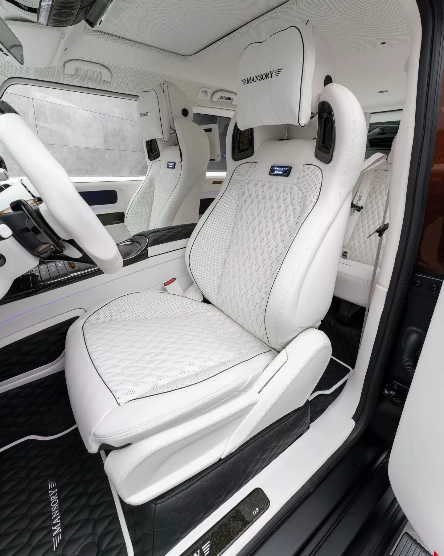 Mansory Gronos Coupe, Mercedes G-Class limited edition, 900 horsepower SUV, suicide doors, luxury custom SUV, exclusive supercar, carbon fiber car 11