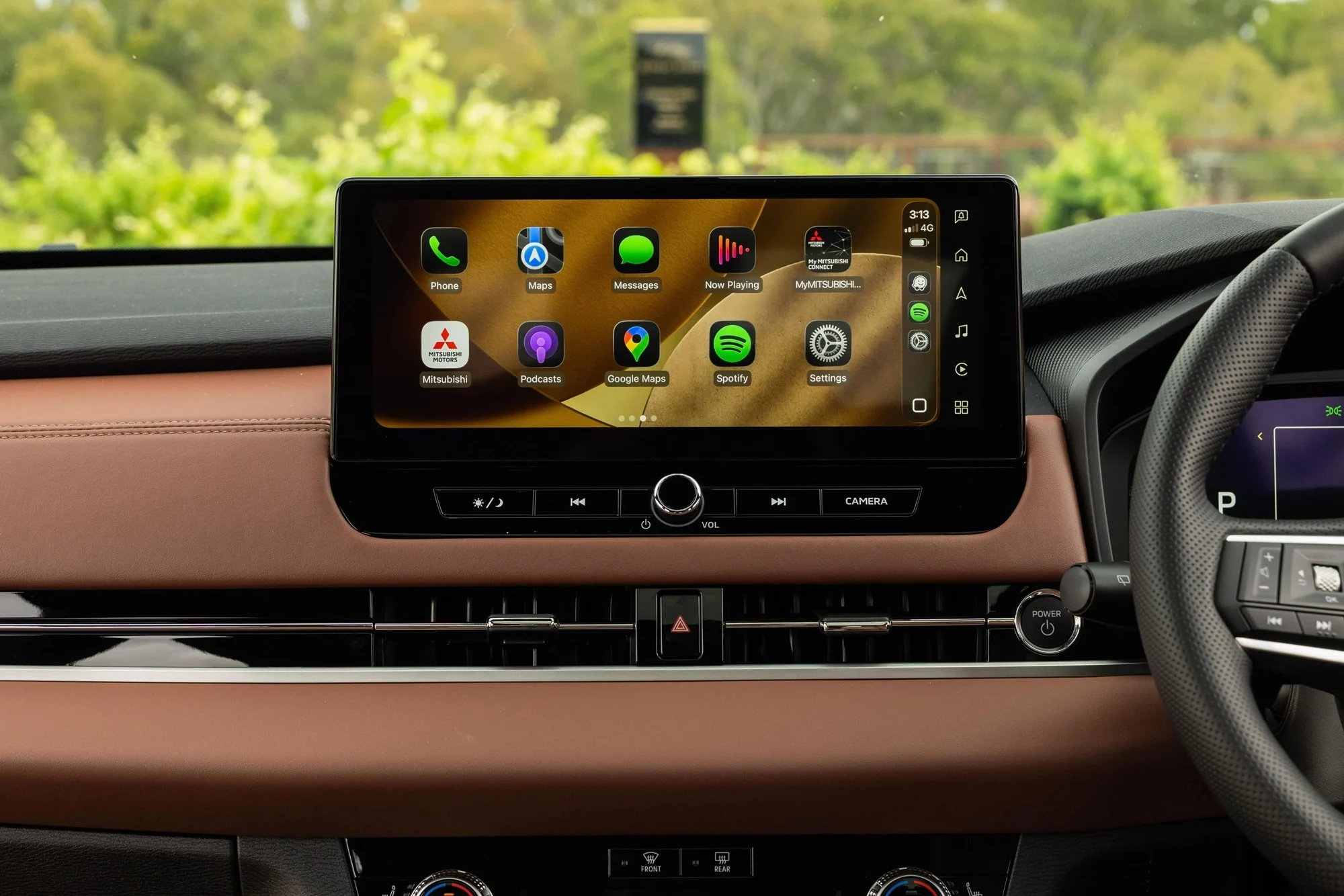 Outlander PHEV, 2026 Mitsubishi SUV, plug-in hybrid, electric range, battery upgrade, Australian car market, SUV price 15