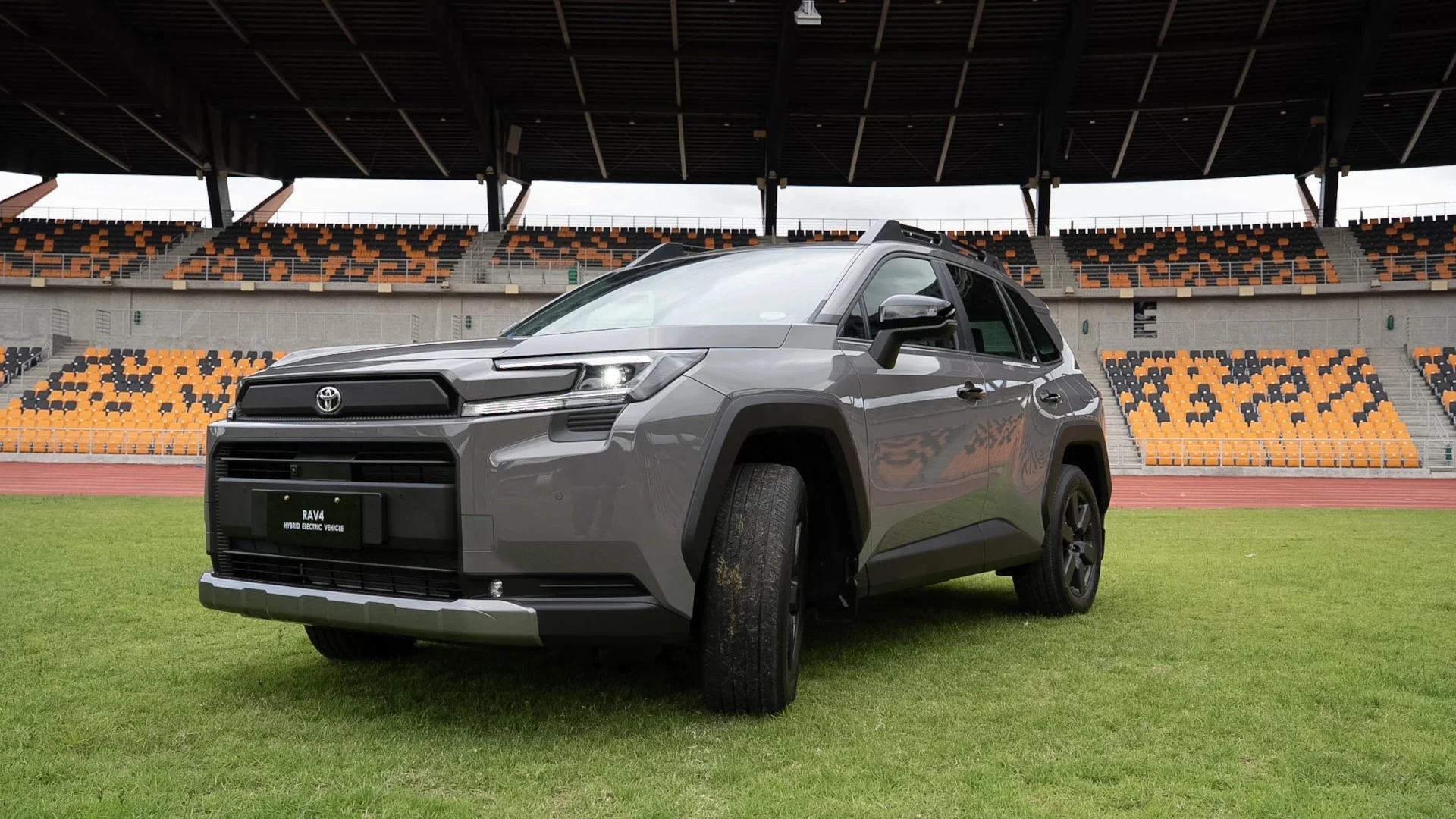 2026 Toyota RAV4, Toyota RAV4 Philippines, hybrid SUV, RAV4 price Vietnam, crossover SUV, Honda CR-V competition, Toyota Safety Sense 13