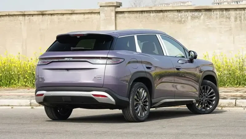 BYD electric SUV, Song Ultra EV, fast charging SUV, 9 minute charge, electric vehicle China, BYD short blade battery, electric SUV range 3