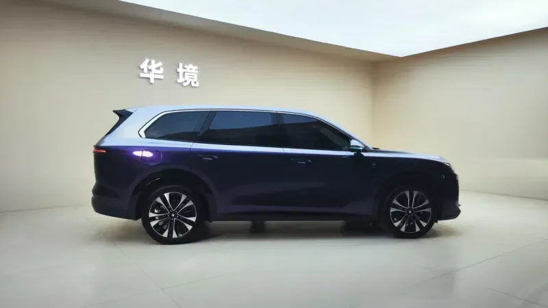 Huawei Huajing S, SGMW hybrid SUV, luxury PHEV, HarmonyOS car, smart driving technology, Lingxi Power 3.0, electric SUVs 2026 2