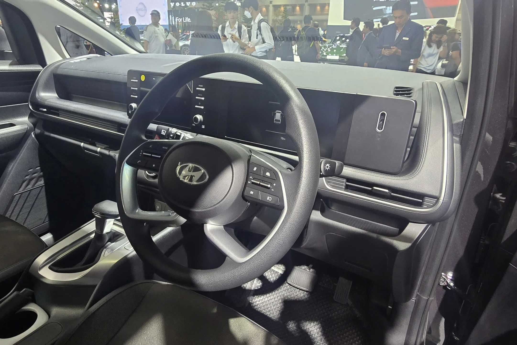 Hyundai Stargazer 2026, Bangkok Motorshow, 7‑seat MPV, Grab vehicle, Thailand car price, Smartstream 1.5L, IVT transmission 9