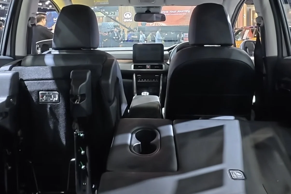 Mitsubishi Xpander Hybrid, 2026 Bangkok Motorshow, HEV e:MOTION, MPV hybrid, Mitsubishi Thailand price, electric MPV, Xpander HEV specifications 4