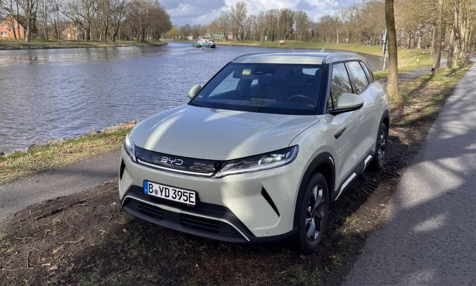 BYD, electric vehicles, Chinese EVs, BYD Japan, BYD Germany, EV market share, sustainable transport 3