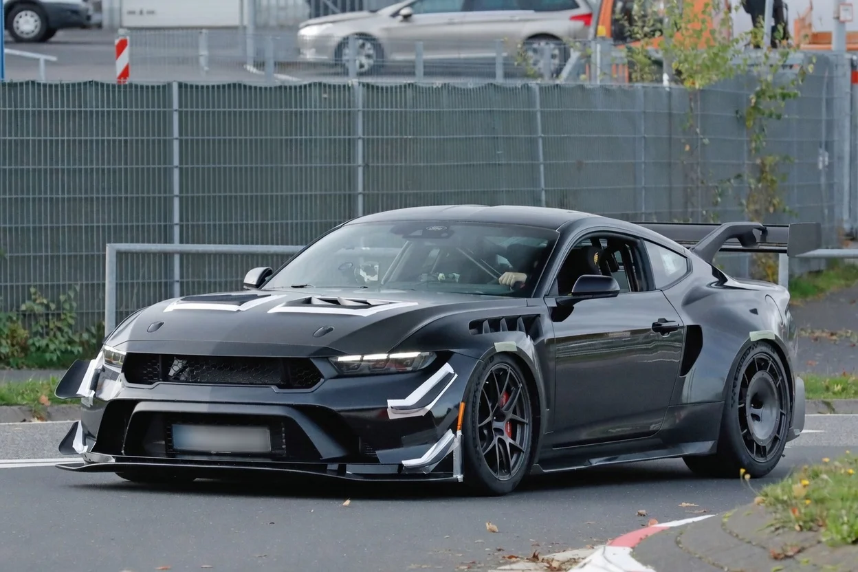Ford Mustang GTD Competition, Nurburgring lap record, Ford Racing, fastest American cars, Mustang GTD specs, Dirk Müller, V8 supercharged 7