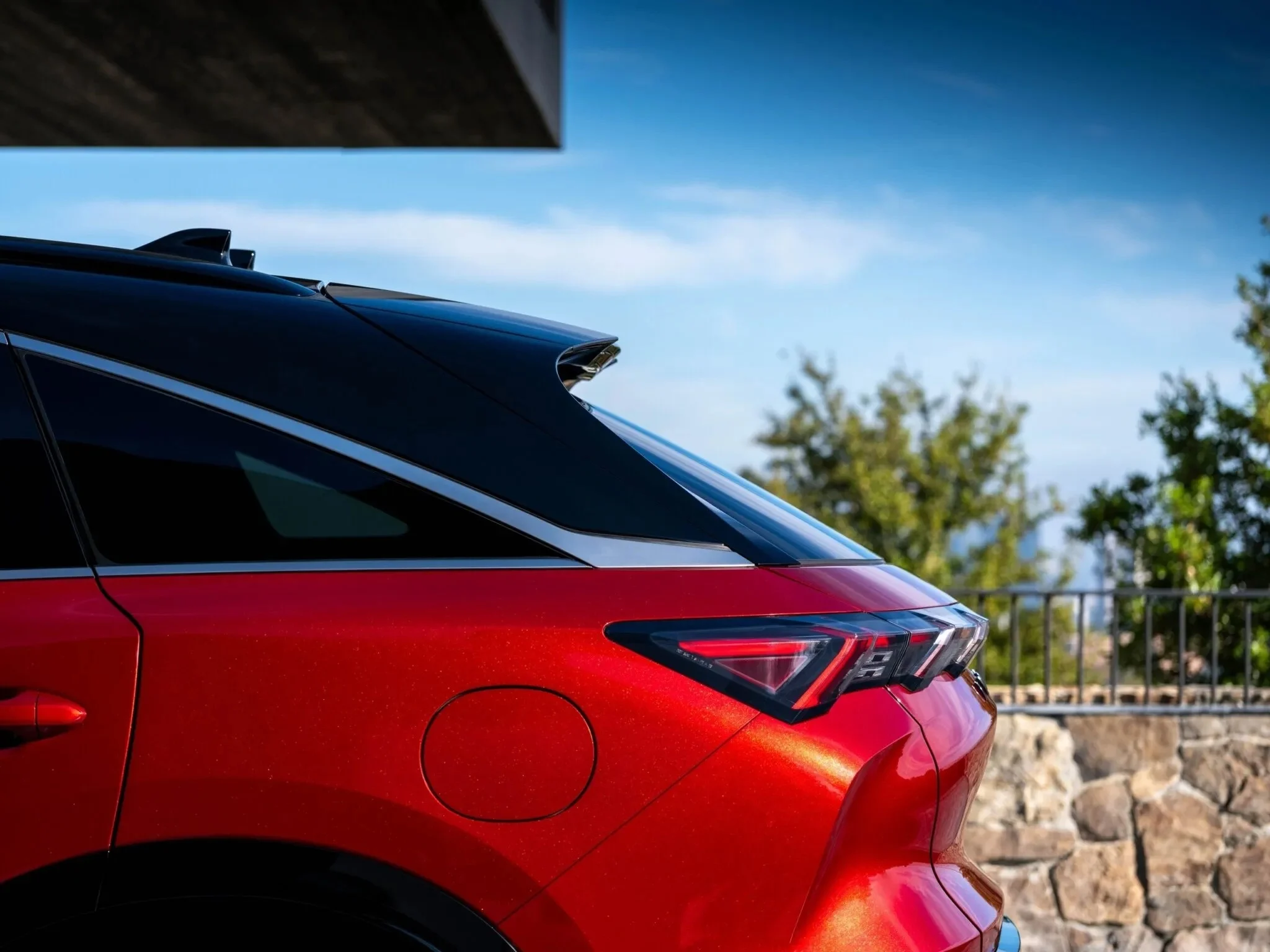 Infiniti QX65, Sunfire Red paint, luxury SUV, gold car paint, Nissan luxury, Infiniti QX65 colors, high-end automotive finish 4