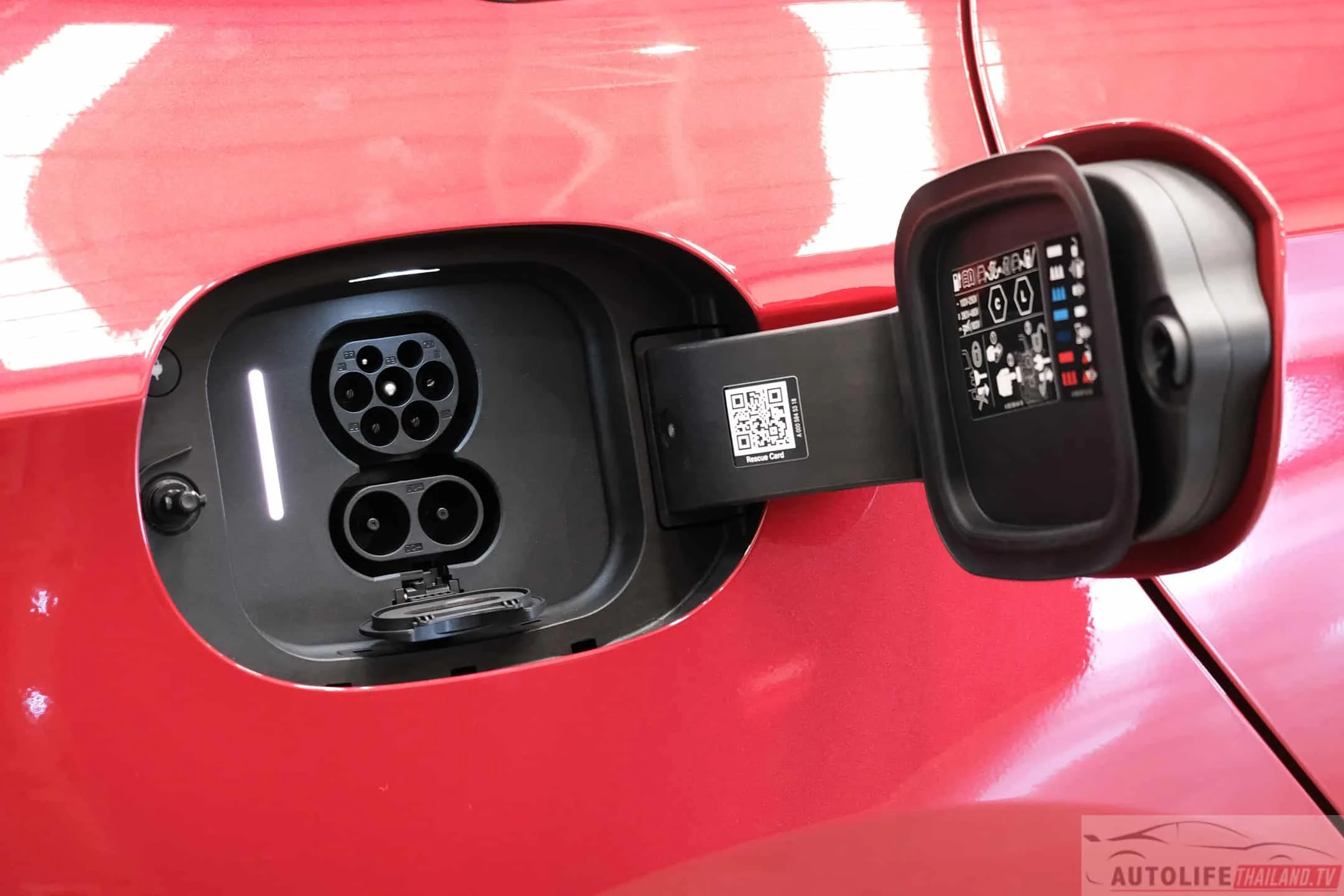 Mercedes-Benz CLA 250+ EQ, electric Mercedes coupe, Thailand EV market, 2024 Mercedes electric car, CLA 250+ price, WLTP range, MBUX Superscreen 15