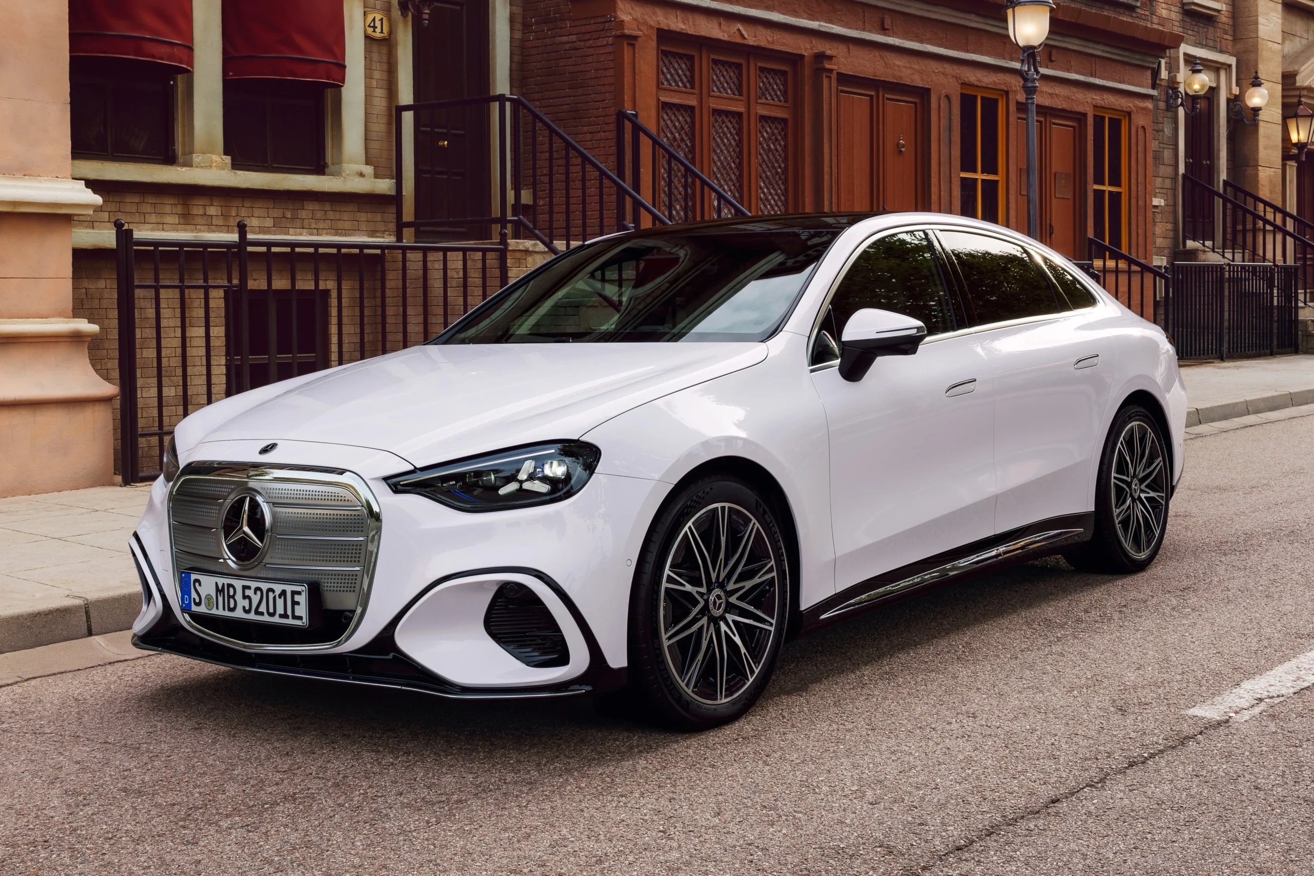 Mercedes-Benz C-Class Electric, Electric Luxury Sedan, MBUX Hyperscreen, C 400 4MATIC Electric, Mercedes EV, luxury electric cars 2027 2