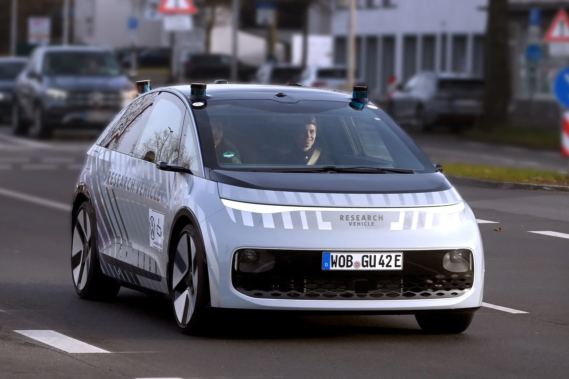 self-driving car RAM, autonomous vehicle memory, AI in cars, 300 GB RAM, Micron Technology, level 4 autonomous, automotive AI 5